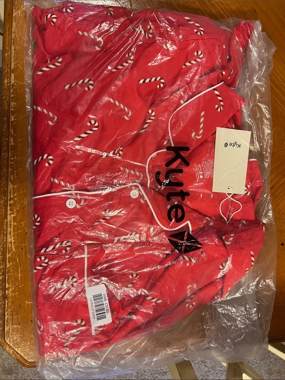 Kyte Red Men’s XL Candy Cane Pajama Set NEW IN BAG